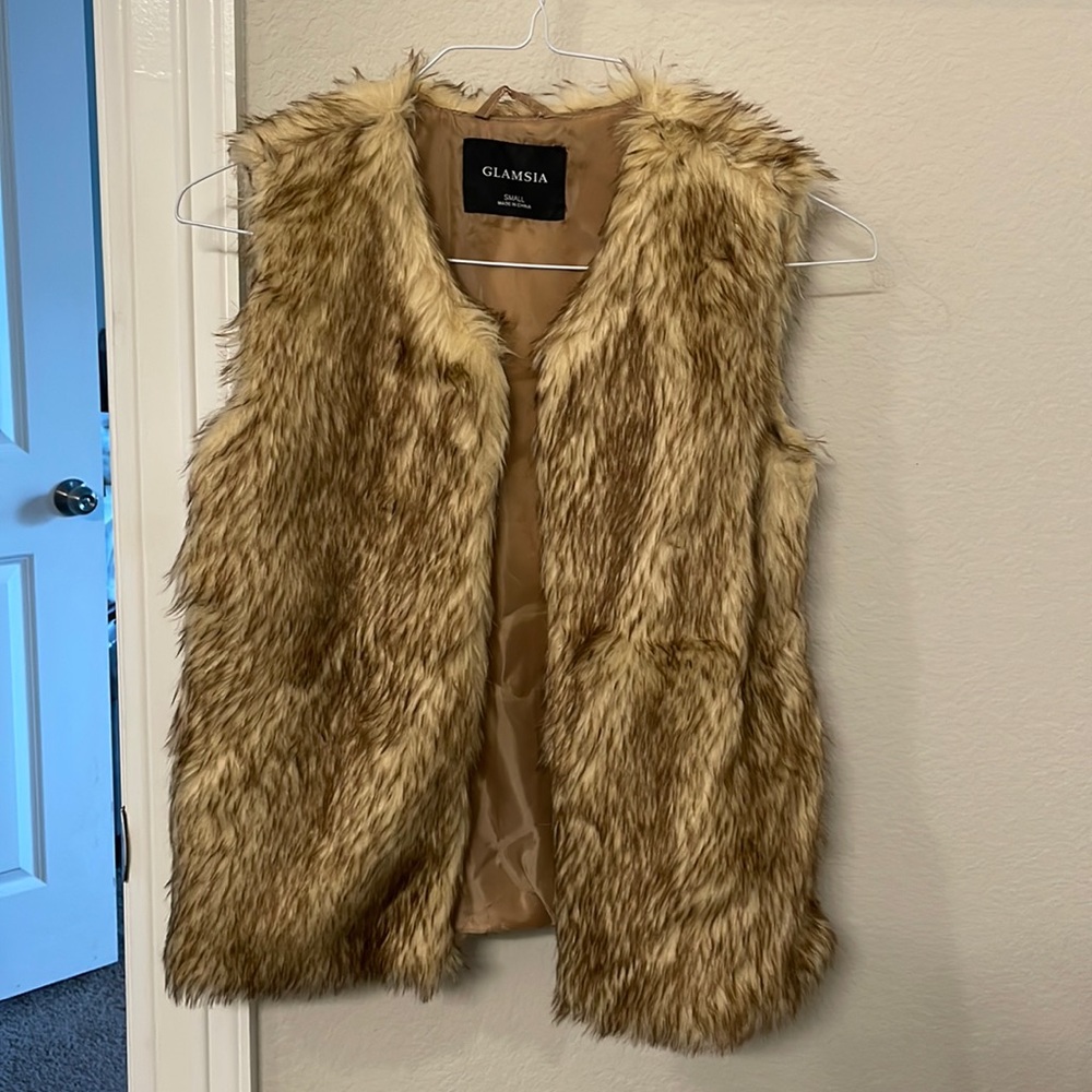 Glamsia Brown Faux Fur Vest